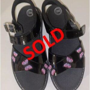 NWOT! Wonder Nation Black Sandals with Butterflies Design on Top Straps